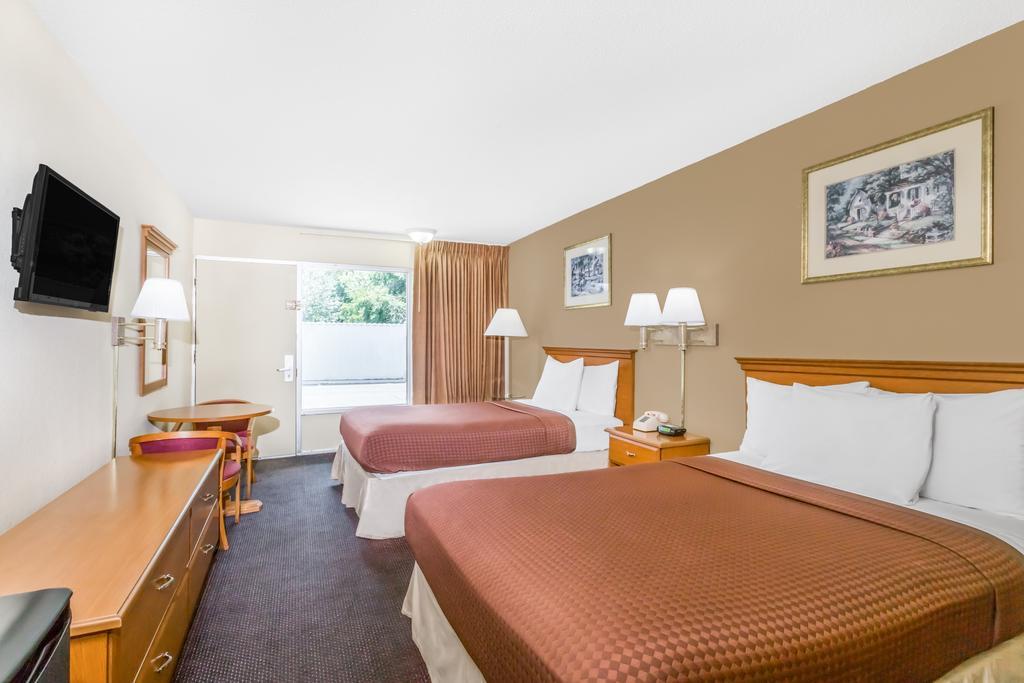 Days Inn By Wyndham Christiansburg Chambre photo