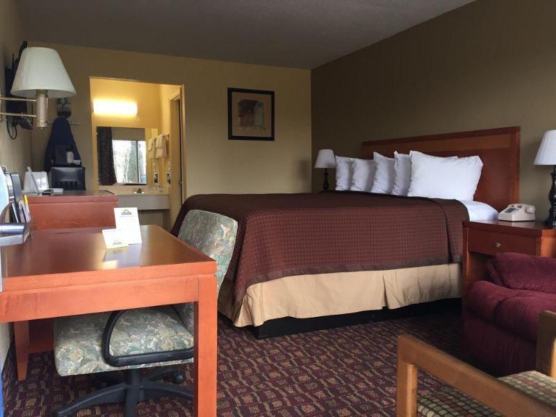 Days Inn By Wyndham Christiansburg Extérieur photo